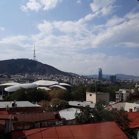 2 Bedroom Apartment In Chugureti Tbilisi Buitenkant foto