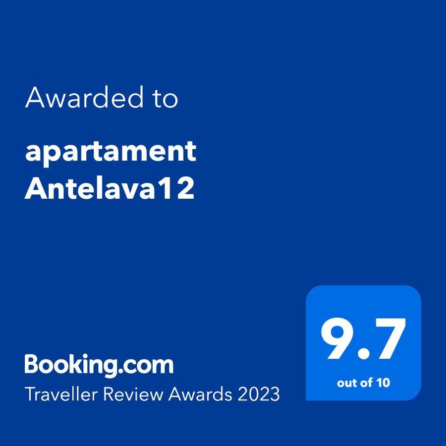 2 Bedroom Apartment In Chugureti Tbilisi Buitenkant foto